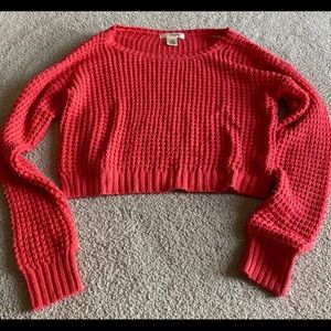 Long sleeve cropped sweater